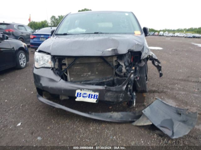 2C4RDGBG2JR176201 Dodge Grand Caravan Se