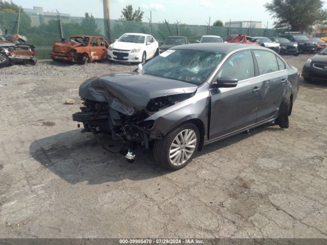 3VWD17AJ5FM413761 Volkswagen Jetta 1.8t Se