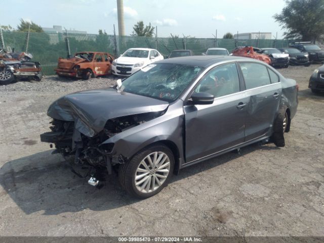 3VWD17AJ5FM413761 Volkswagen Jetta 1.8t Se