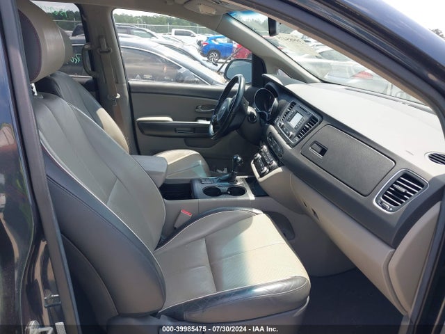 KIA SEDONA LX 2016 KNDMB5C12G6211382 Image 5