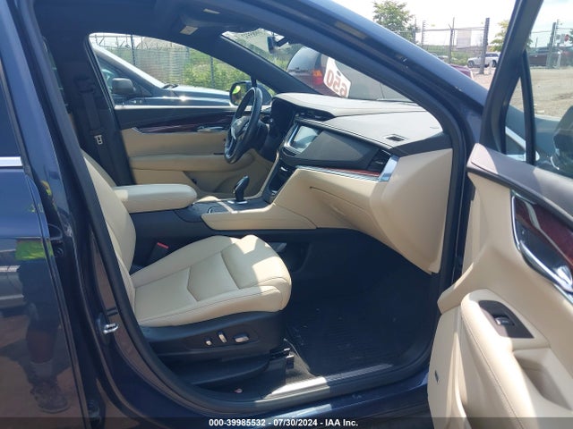 1GYKNDRS3JZ211190 Cadillac XT5 LUXURY