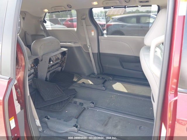 Toyota Sienna Xle 7 Passenger 2018 5TDDZ3DC7JS196515 Image 8