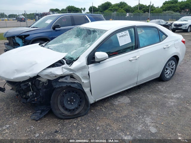 Toyota COROLLA LE 2019 5YFBURHE9KP913592 Image 2