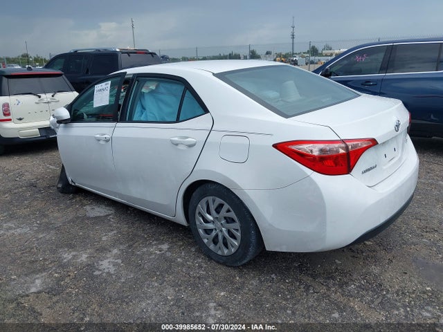 Toyota COROLLA LE 2019 5YFBURHE9KP913592 Image 3