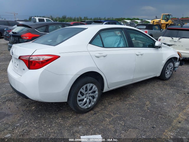 Toyota COROLLA LE 2019 5YFBURHE9KP913592 Image 4