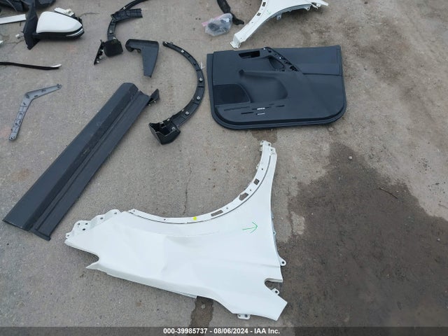Toyota Rav4 Limited 2017 JTMDFREV9HJ172980 Image 18
