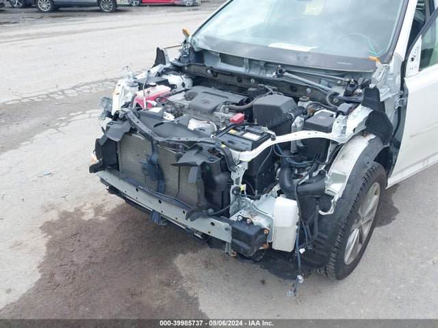 Toyota Rav4 Limited 2017 JTMDFREV9HJ172980 Image 6
