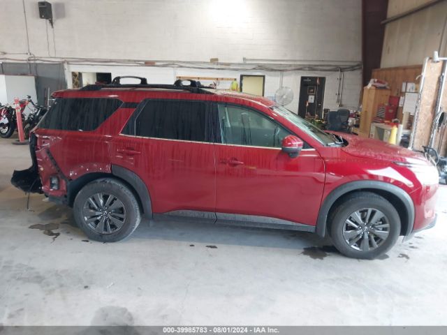 5N1DR3BD1NC218667 Nissan Pathfinder Sv 4wd