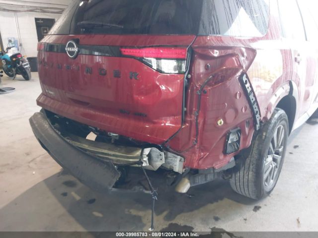 5N1DR3BD1NC218667 Nissan Pathfinder Sv 4wd