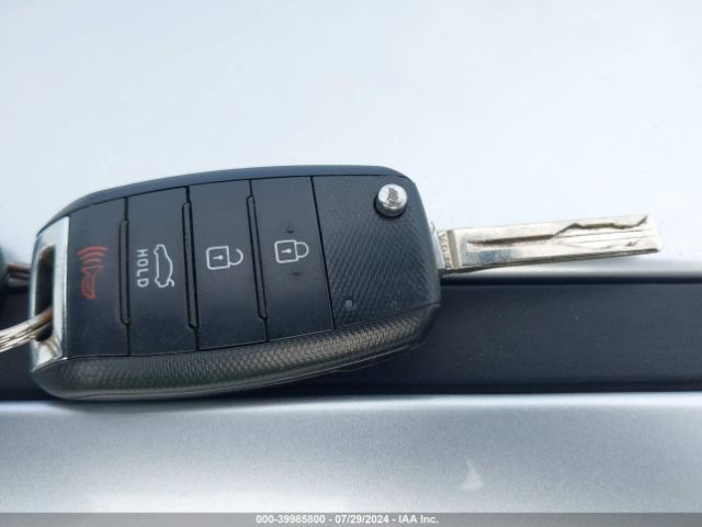 5XXGM4A74FG463997 KIA Optima Lx