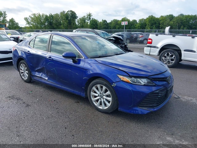 Toyota CAMRY LE 2018 4T1B11HK7JU611411 главное изображение