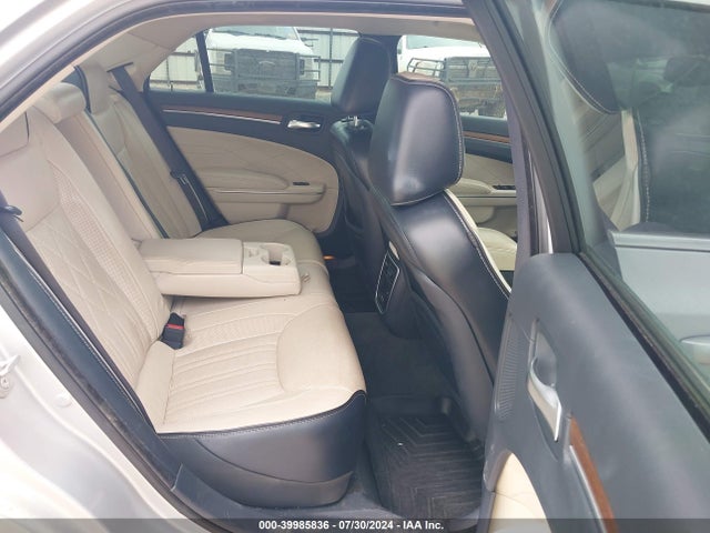 2C3CCAPT1KH698891 Chrysler 300 300c