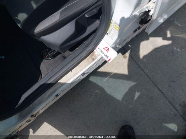1FADP3F2XEL275930 Ford FOCUS SE
