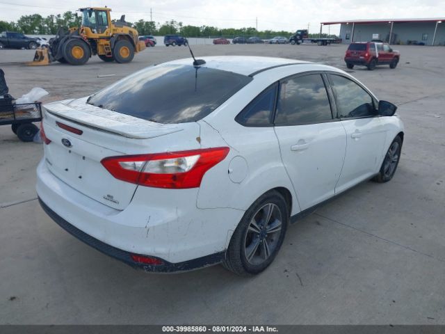 1FADP3F2XEL275930 Ford FOCUS SE