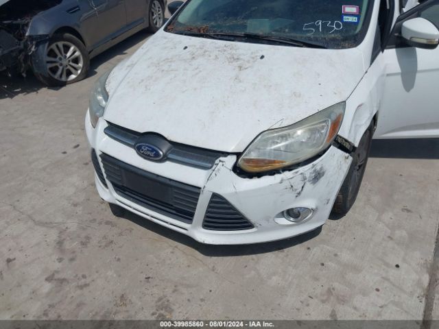 1FADP3F2XEL275930 Ford FOCUS SE