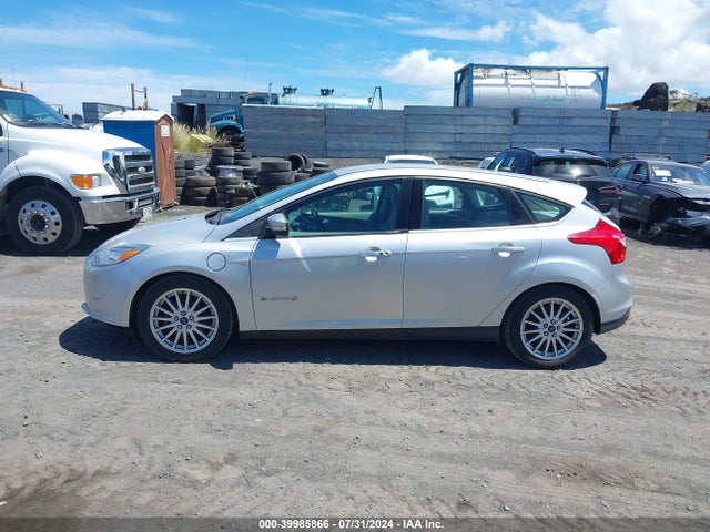 Ford FOCUS ELECTRIC 2014 1FADP3R42EL170182 Image 6