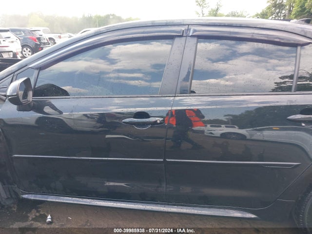 Toyota COROLLA LE 2022 JTDEPMAE5NJ224644 Image 14