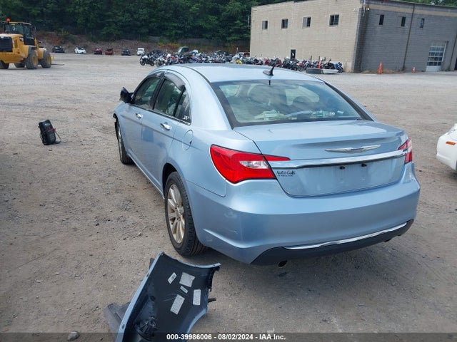 1C3CCBCG5EN156512 Chrysler 200 Limited