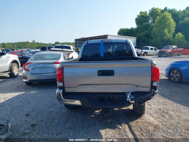3TMAZ5CN7KM103964 Toyota Tacoma Sr5 V6