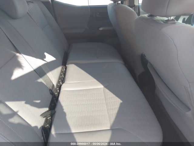 3TMAZ5CN7KM103964 Toyota Tacoma Sr5 V6