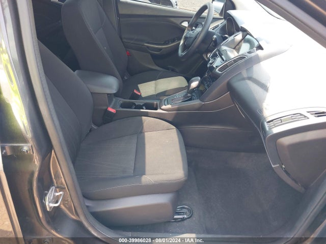 Ford FOCUS SEL 2017 1FADP3M26HL202576 Image 5