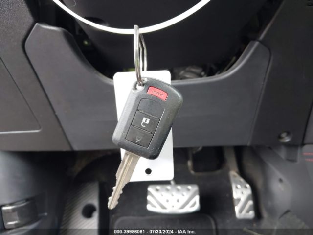 JA4AP3AU5KU022505 Mitsubishi Outlander Sport 2.0 Le