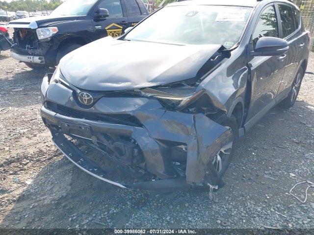 Toyota Rav4 Xle 2018 JTMRFREV2JJ717543 Image 6