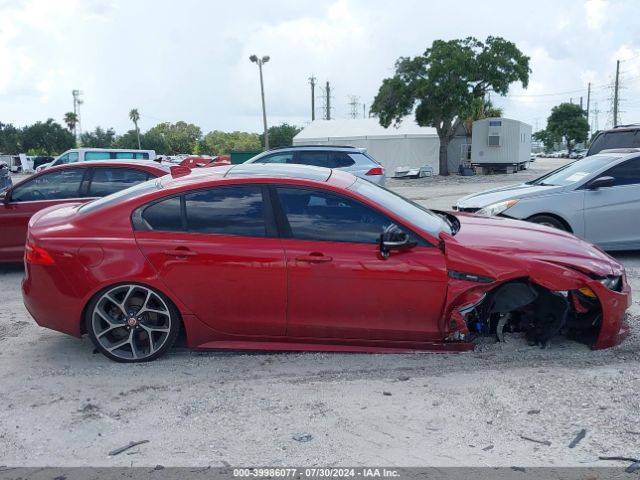 SAJAL4BV8HA966812 Jaguar Xe 35t R-sport