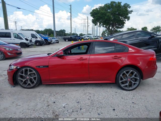 SAJAL4BV8HA966812 Jaguar Xe 35t R-sport