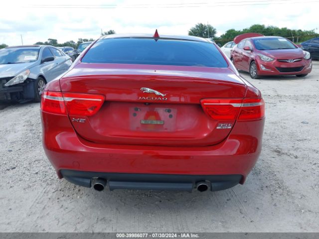 SAJAL4BV8HA966812 Jaguar Xe 35t R-sport