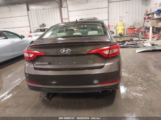 Hyundai SONATA SE 2016 5NPE24AF0GH315484 Image 16