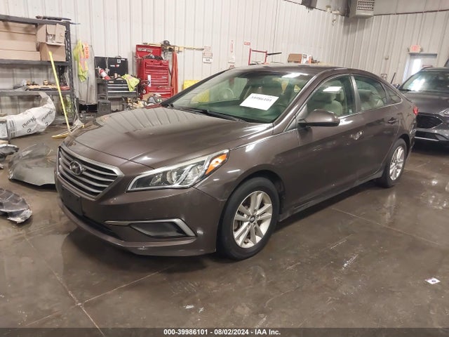 Hyundai SONATA SE 2016 5NPE24AF0GH315484 Image 2