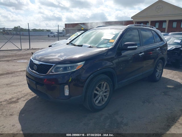KIA SORENTO LX 2014 5XYKT4A62EG542986 Image 2