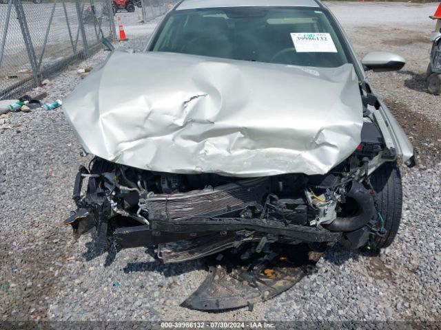 5NPD84LF4JH359504 Hyundai ELANTRA SEL
