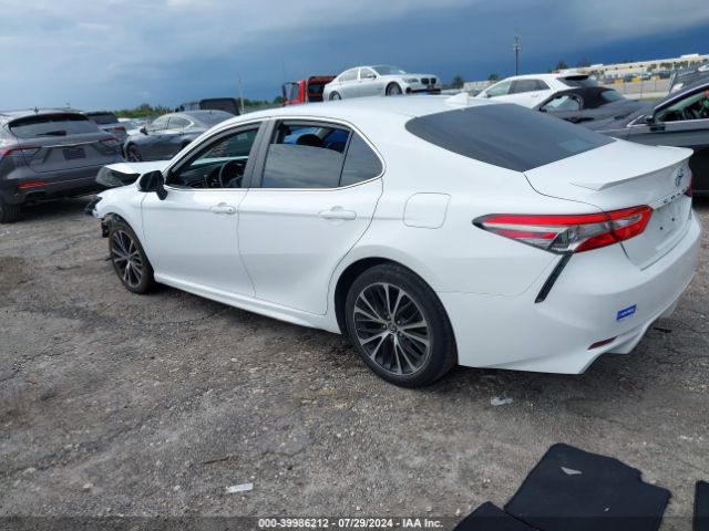 4T1B11HK3KU803832 Toyota CAMRY SE