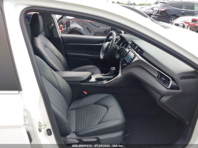 4T1B11HK3KU803832 Toyota CAMRY SE