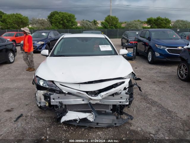 4T1B11HK3KU803832 Toyota CAMRY SE