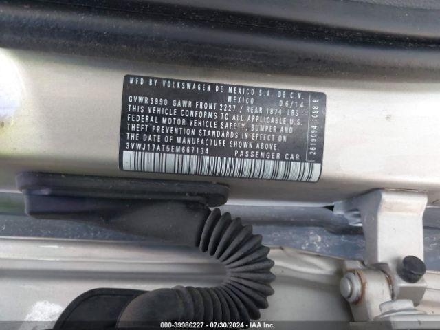 3VWJ17AT5EM667134 Volkswagen Beetle 1.8t