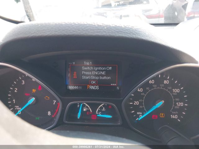 1FMCU9HD9KUA98594 Ford ESCAPE SEL
