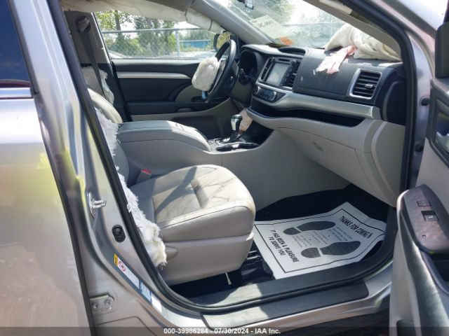 5TDJKRFH9FS197854 Toyota Highlander Xle V6