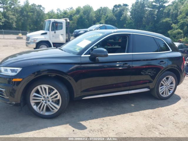 WA1BNAFY3J2241662 Audi Q5 2.0t Premium/2.0t Tech Premium