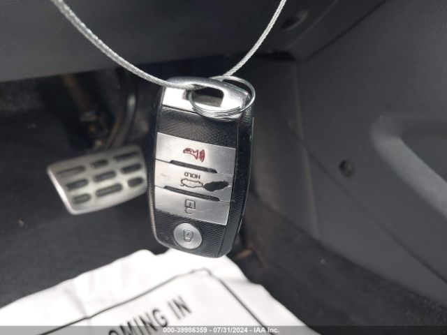 3KPFL4A78HE050412 KIA FORTE S
