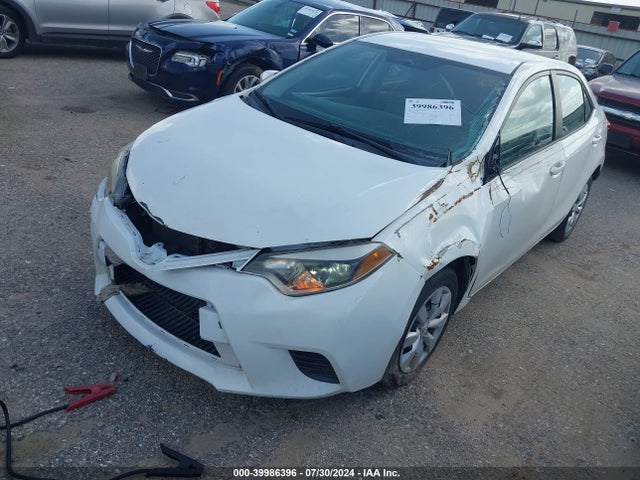 Toyota COROLLA LE 2015 5YFBURHE7FP305186 Image 2