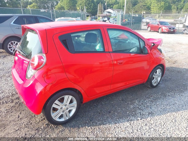 Chevrolet Spark Ls Cvt 2015 KL8CB6S96FC801828 Image 4