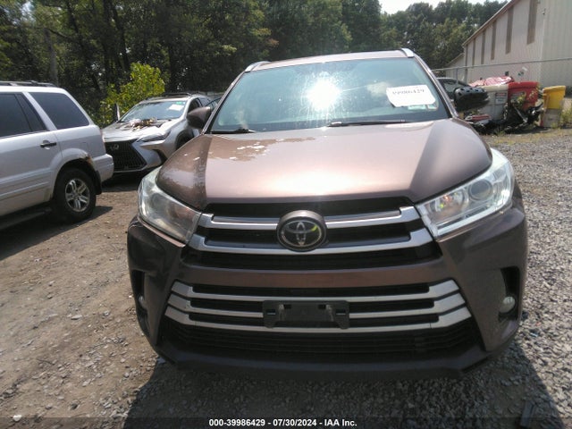 Toyota Highlander Se/xle 2018 5TDJZRFH3JS803542 Image 12