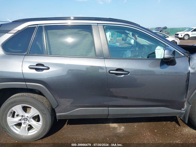Toyota Rav4 Xle 2020 2T3P1RFVXLC077866 Image 13