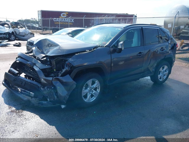 Toyota Rav4 Xle 2020 2T3P1RFVXLC077866 Image 2