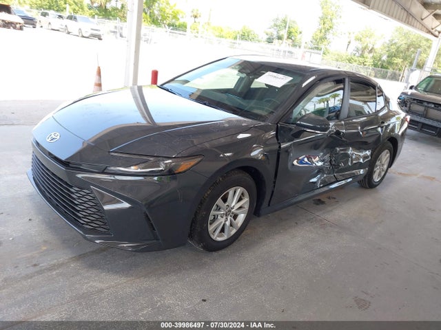 Toyota CAMRY LE 2025 4T1DAACK0SU003425 Image 2