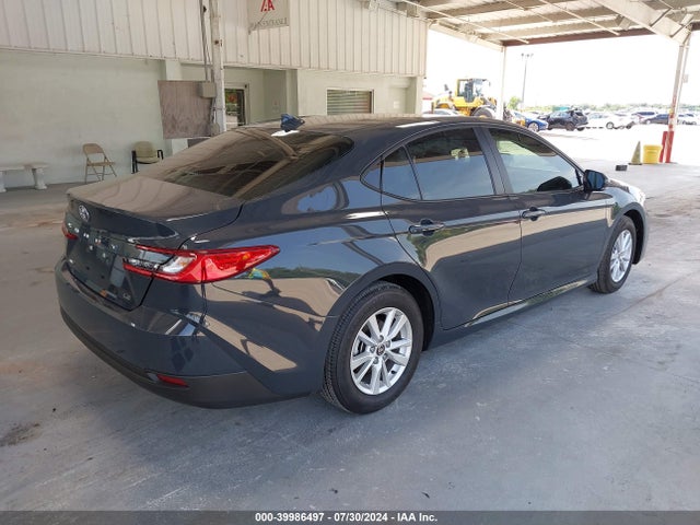 Toyota CAMRY LE 2025 4T1DAACK0SU003425 Image 4