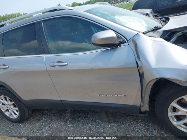 1C4PJMCS6FW552284 Jeep Cherokee Latitude
